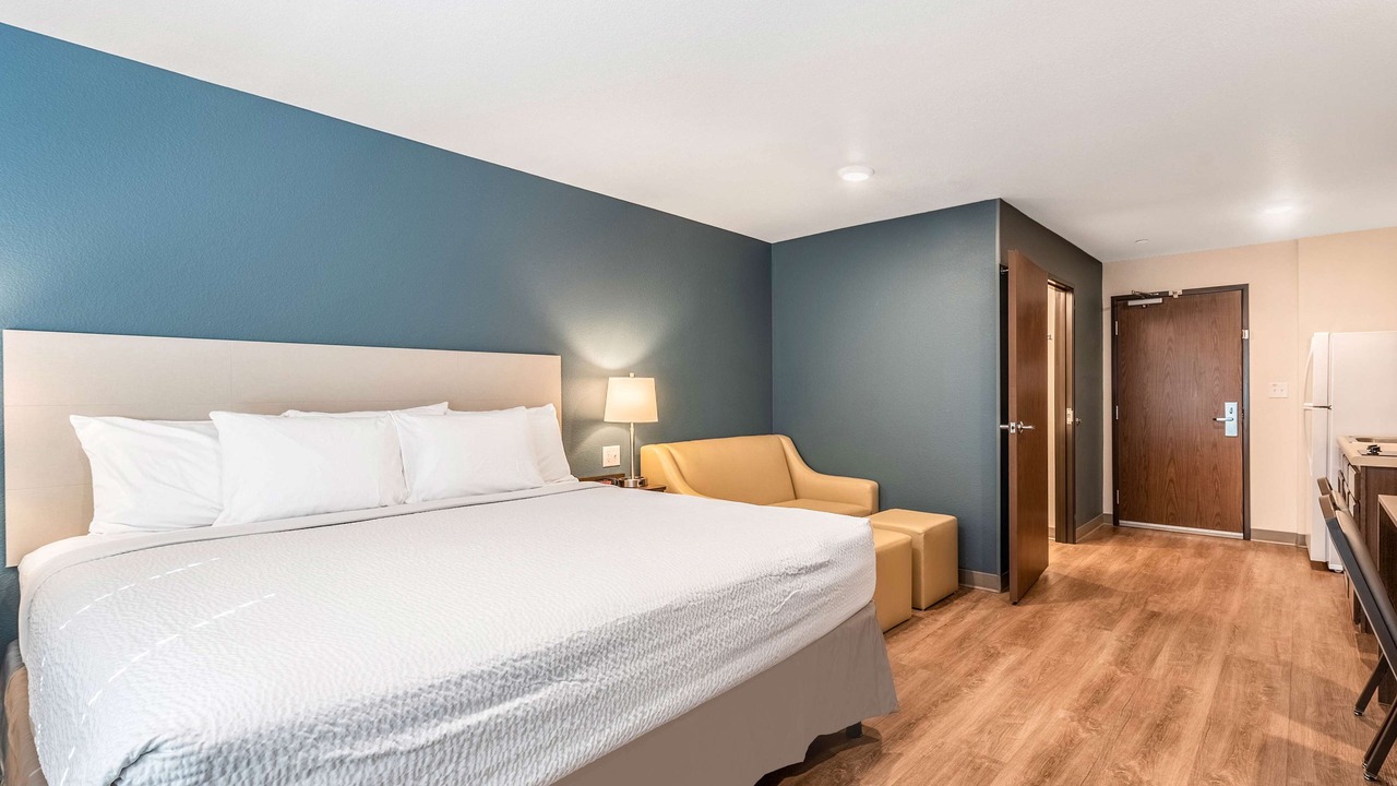 Photo of Bedroom in Mendota Heights