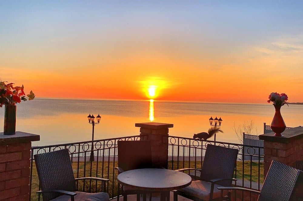 Photo of Patio Balcony in Stoney Creek