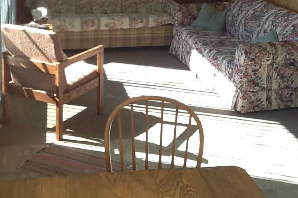 Photo of Livingroom in Kenora