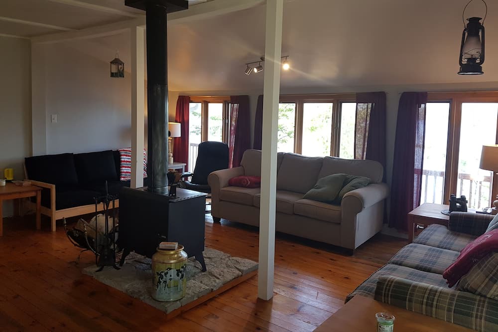 Photo of Livingroom in Golden Lake