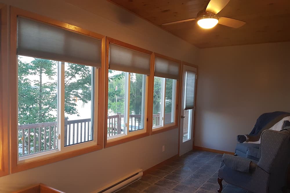 Photo of Livingroom in Golden Lake