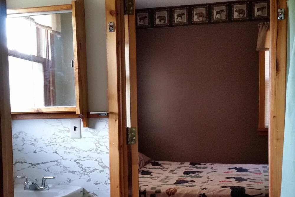 Photo of Bathroom in Emily