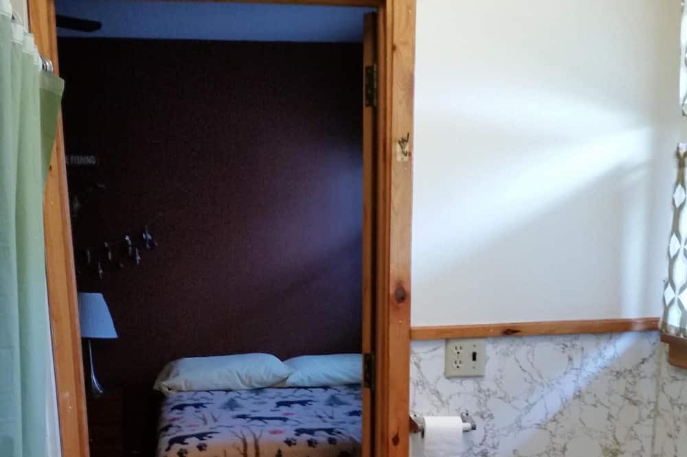 Photo of Bathroom in Emily