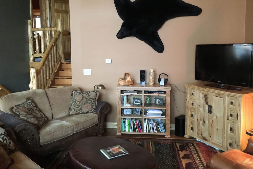 Photo of Livingroom in Aitkin
