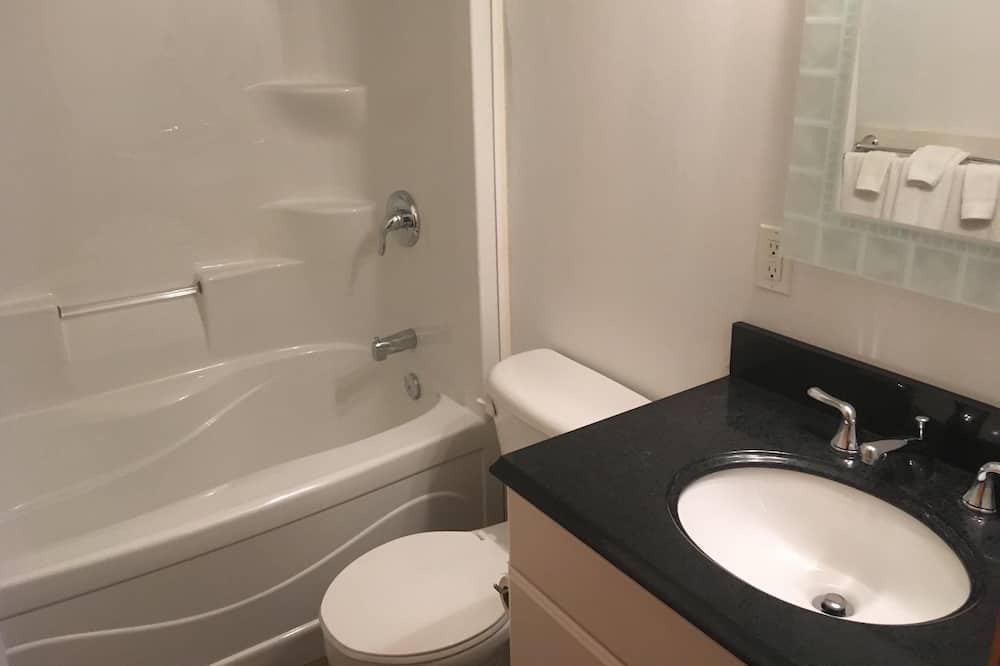Photo of Bathroom in Grand Bend