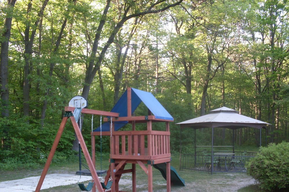 Photo of Others in Grand Bend
