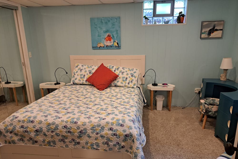 Photo of Bedroom in East Bloomington