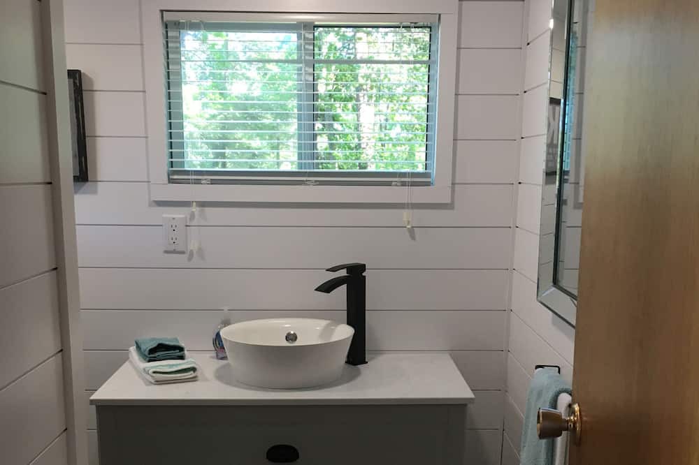 Photo of Bathroom in The Archipelago