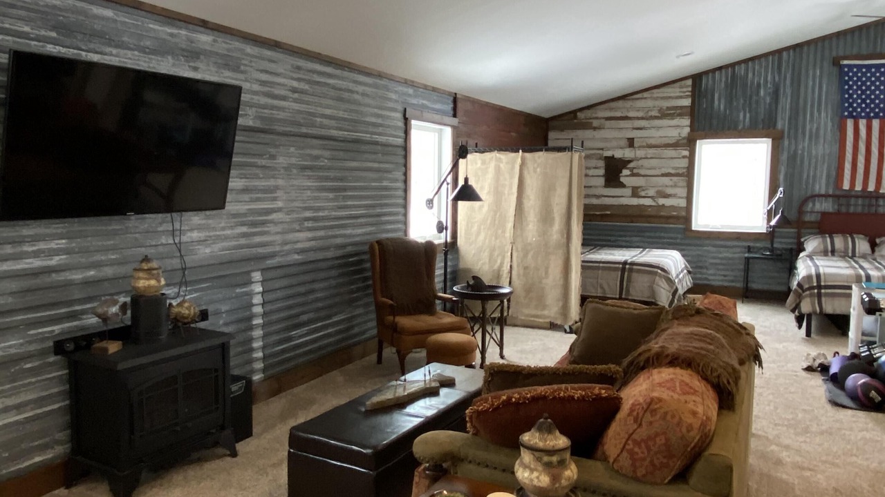 Photo of Livingroom in Battle Lake