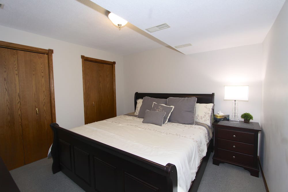 Photo of Bedroom in Kawartha Lakes