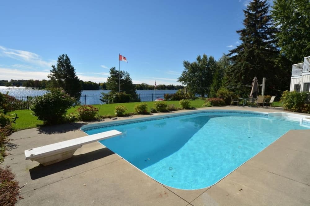 Photo of Outdoor in Kawartha Lakes