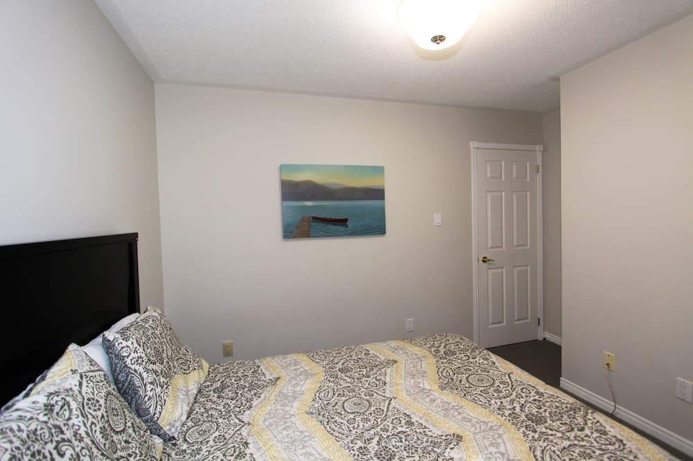 Photo of Bedroom in Kawartha Lakes