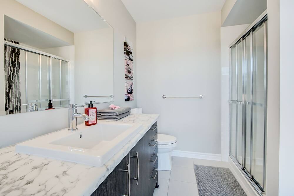 Photo of Bathroom in Ottawa Division