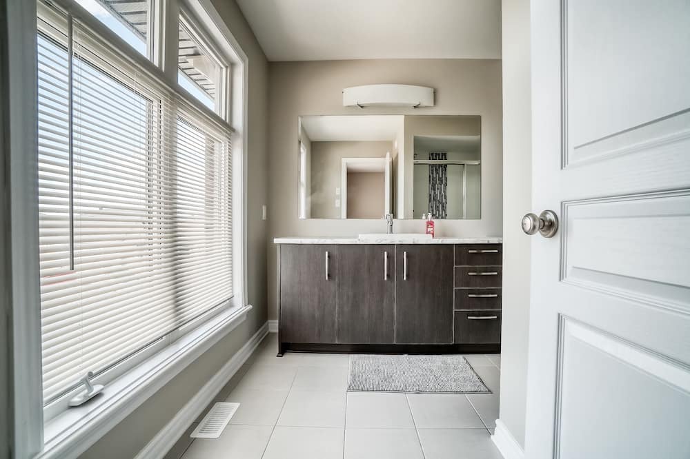 Photo of Bathroom in Ottawa Division