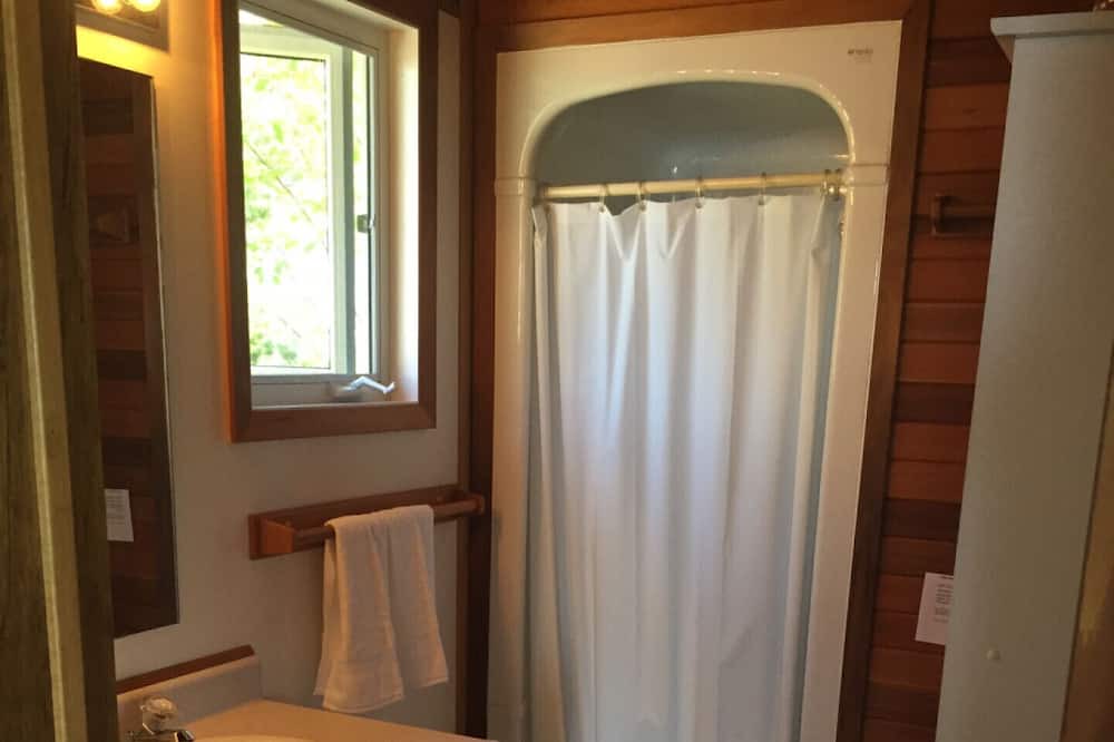 Photo of Bathroom in Georgian Bay