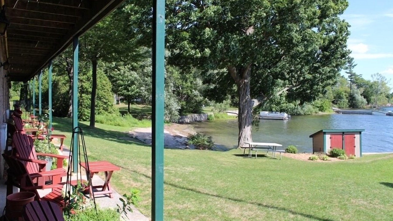 Photo of Bedroom in Lansdowne