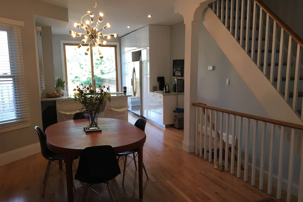 Photo of Livingroom in Riverside