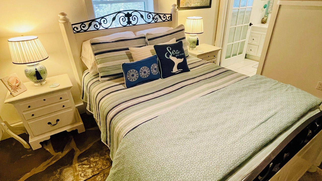 Photo of Bedroom in Tobermory