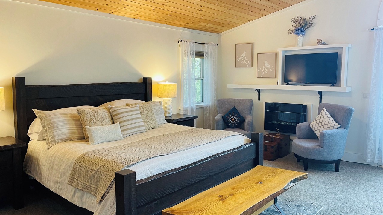 Photo of Bedroom in Tobermory