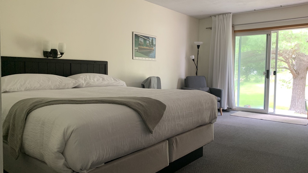 Photo of Bedroom in Lake of Bays