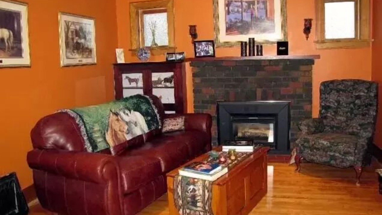 Photo of Livingroom in Orono
