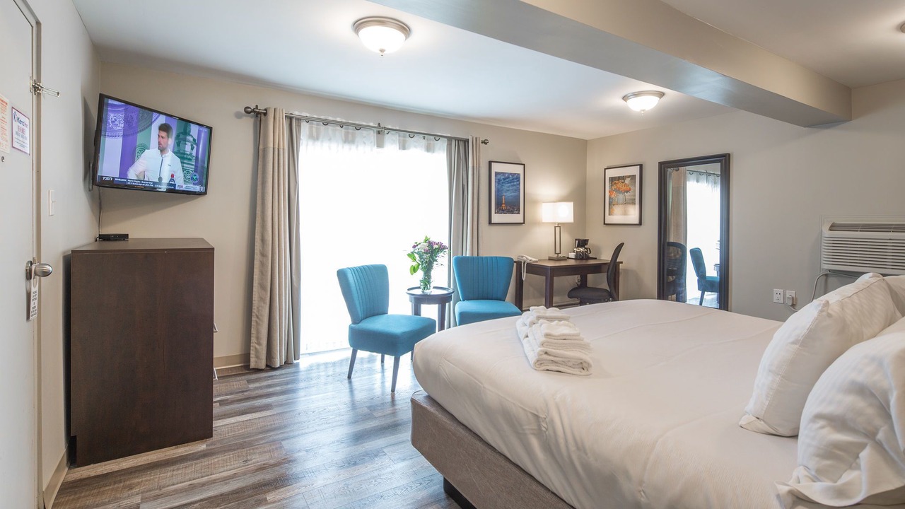 Photo of Bedroom in Lindsay