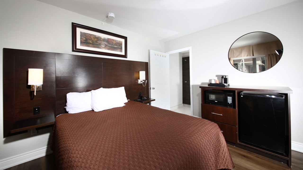 Photo of Bedroom in Goderich