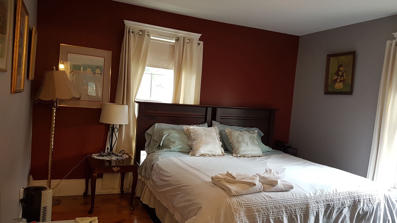 Photo of Bedroom in Walkerville