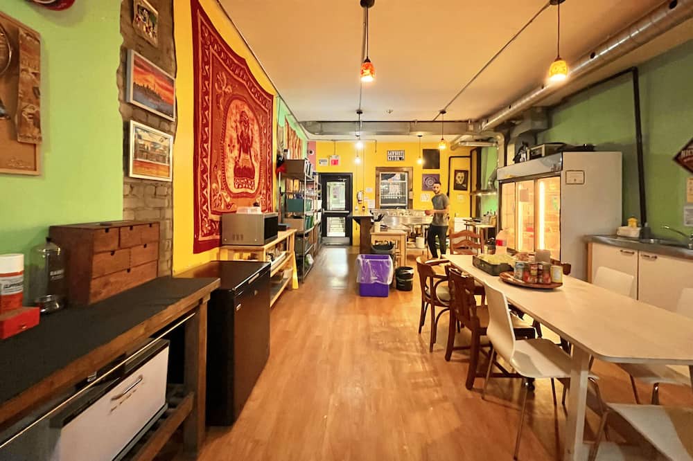 Photo of Kitchen in Blake - Jones
