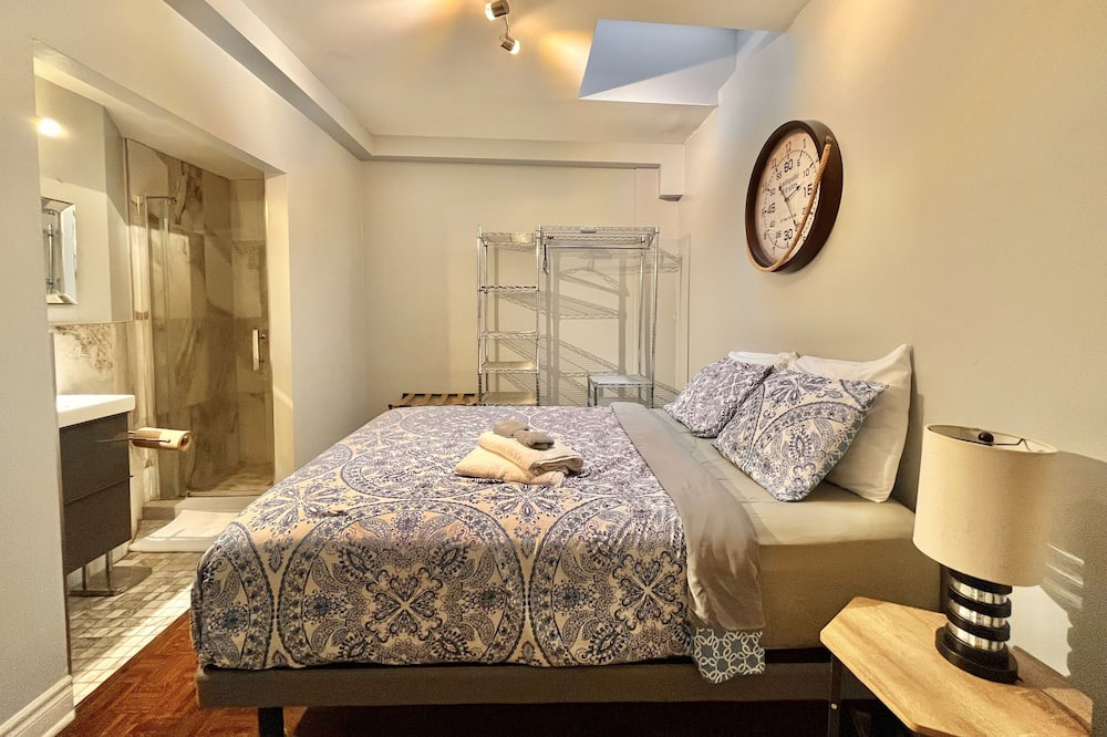 Photo of Bedroom in Blake - Jones