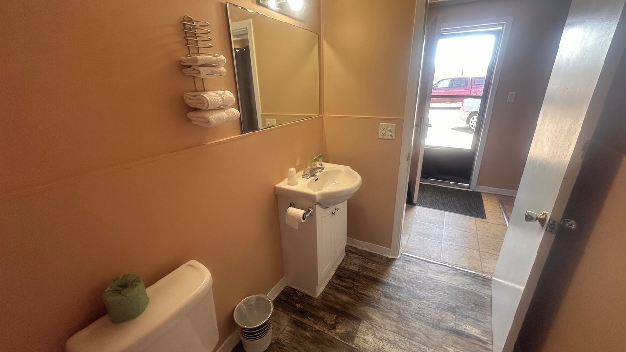 Photo of Bathroom in Chatham-Kent