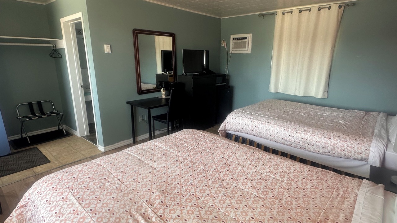 Photo of Bedroom in Chatham-Kent