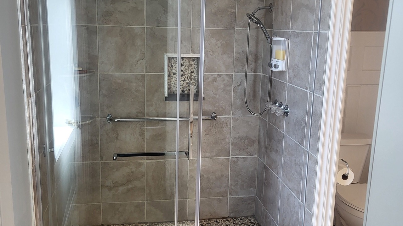 Photo of Bathroom in Tamworth