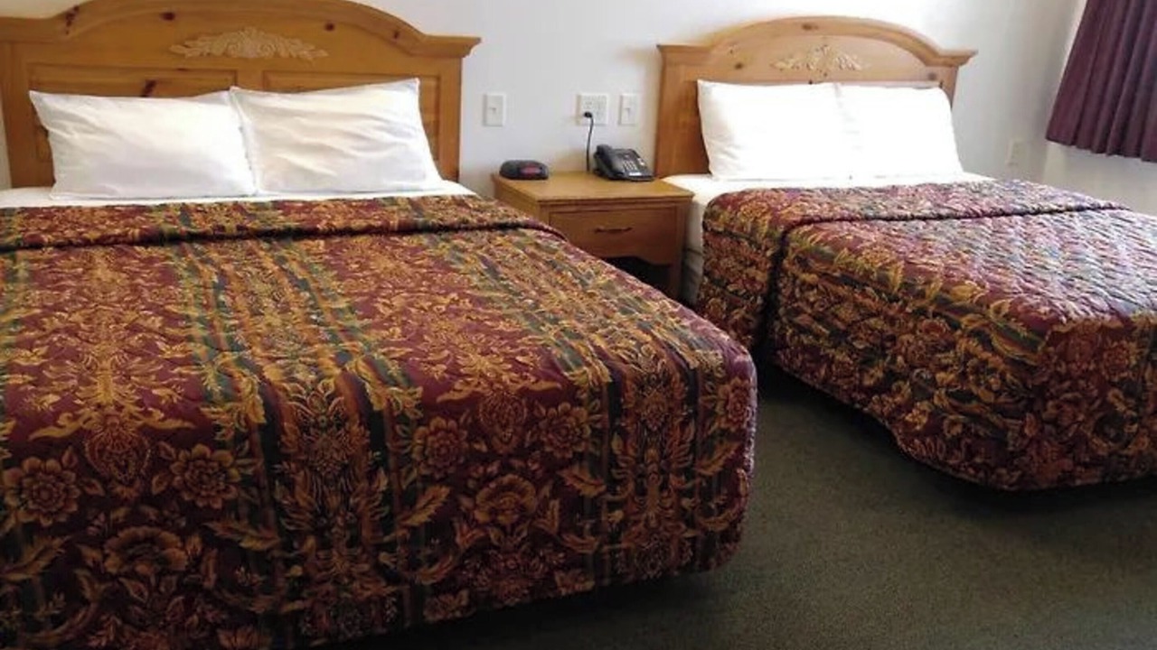 Photo of Bedroom in Le Center