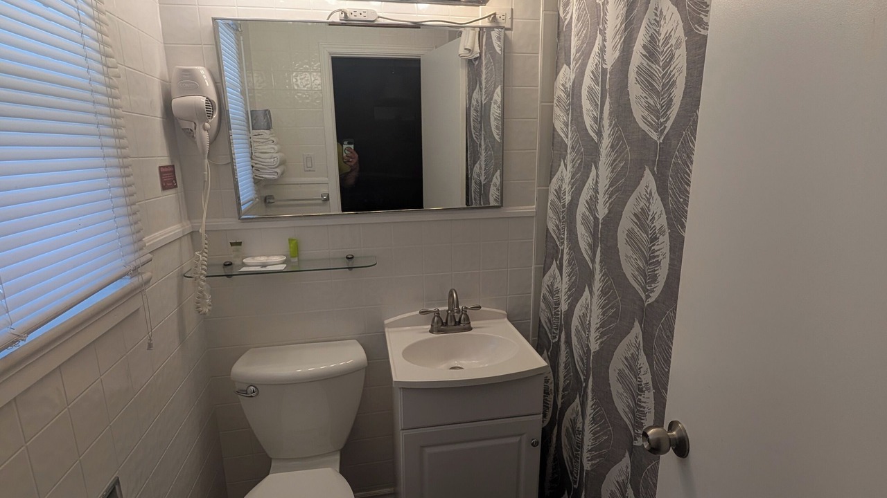 Photo of Bathroom in Barry's Bay