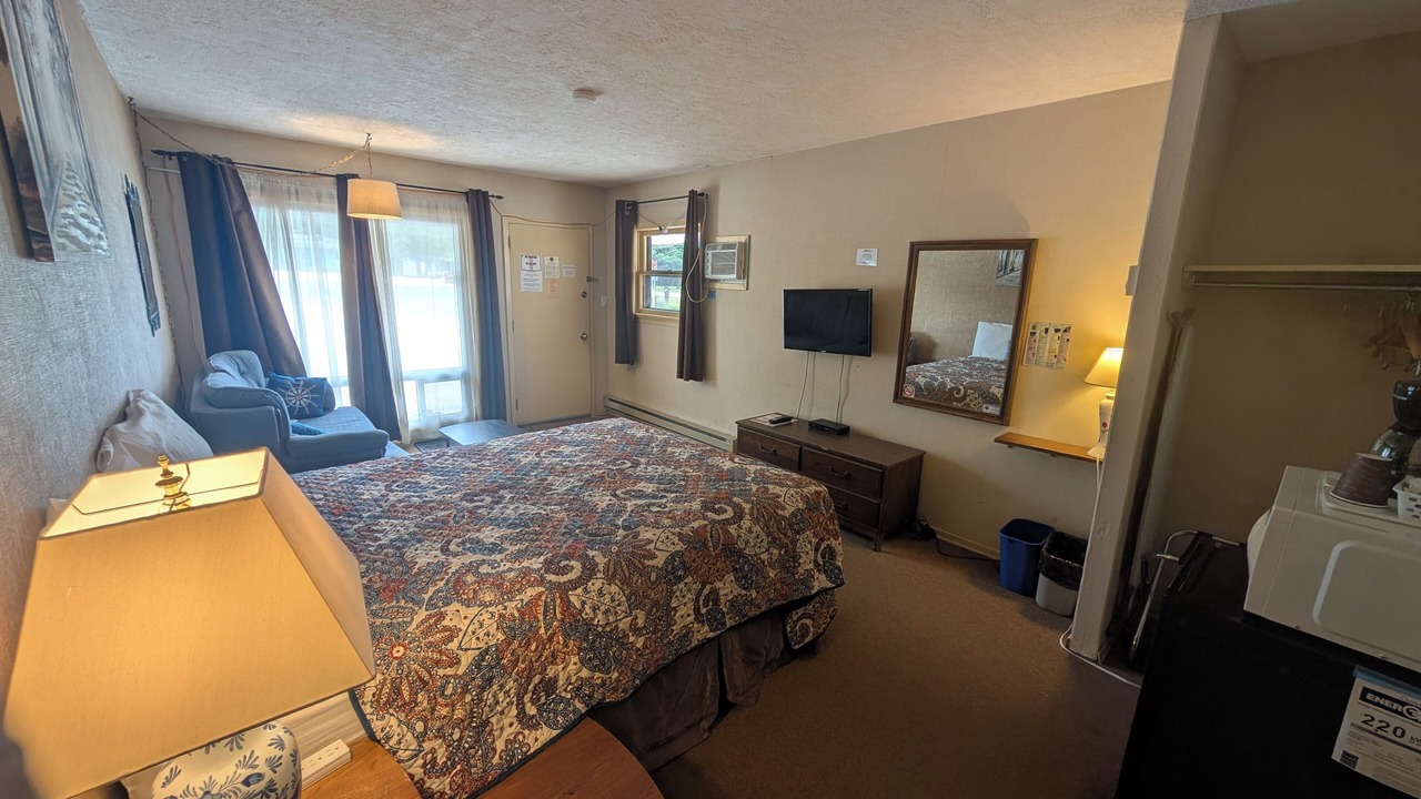 Photo of Bedroom in Barry's Bay