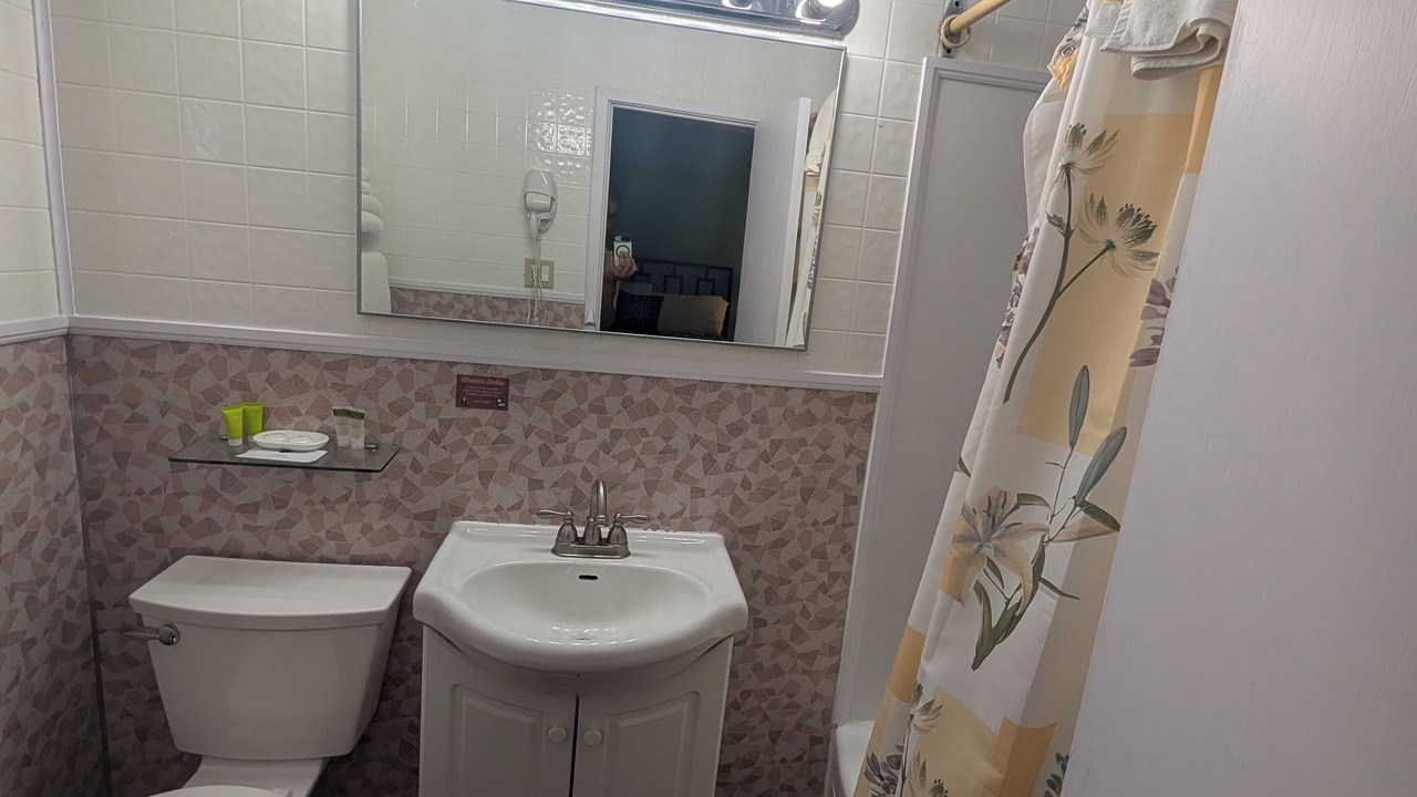 Photo of Bathroom in Barry's Bay