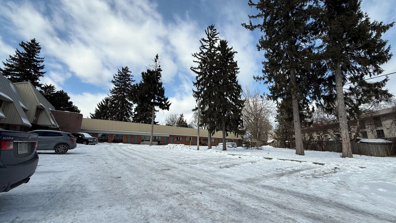 Photo of Outdoor in West Hill