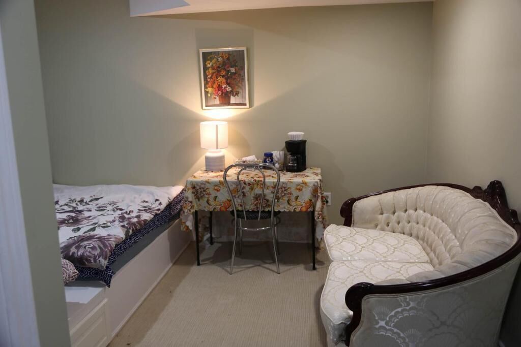 Photo of Bedroom in Glen Abbey