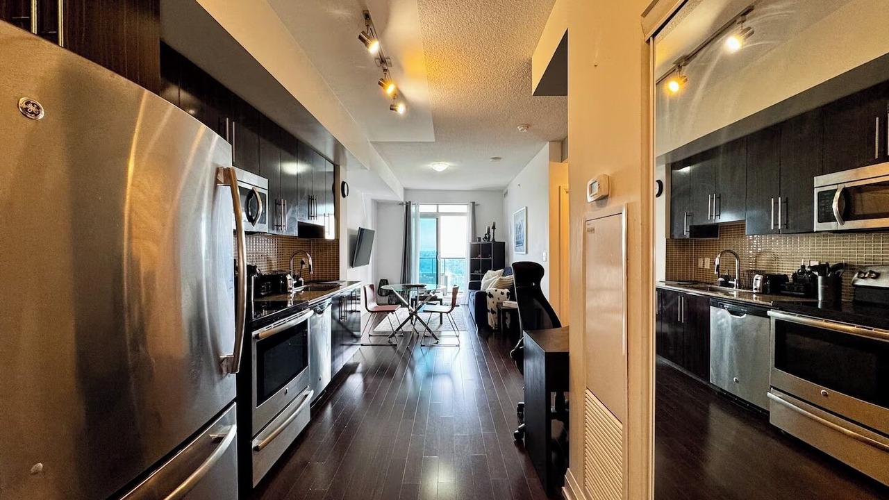 Photo of Livingroom in Thornhill