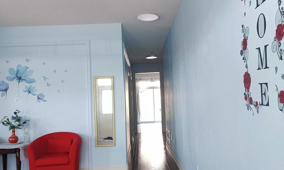 Photo of Livingroom in Vaughan