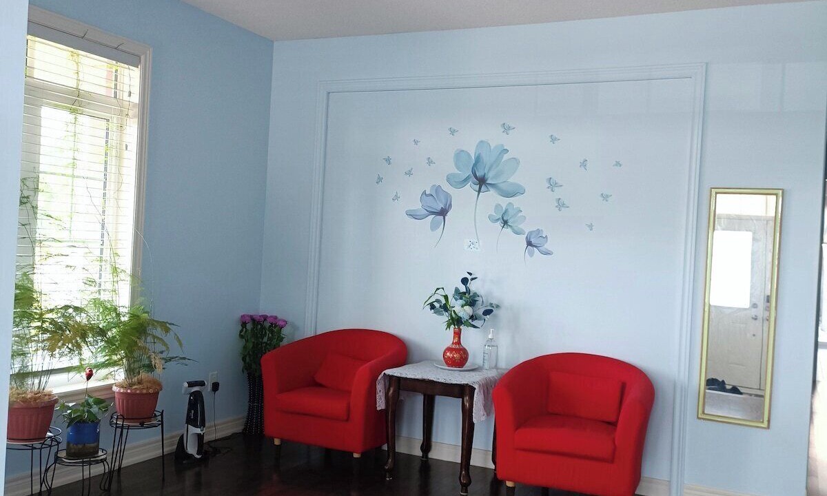 Photo of Livingroom in Vaughan