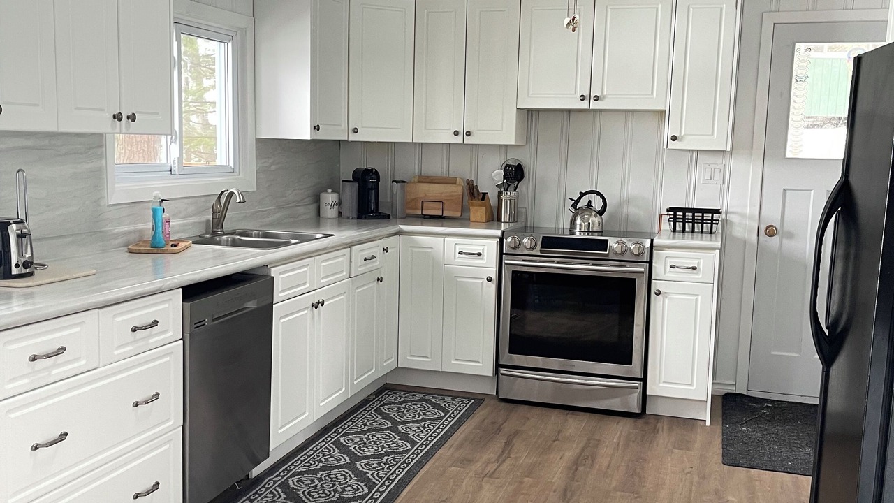 Photo of Kitchen in North Kawartha