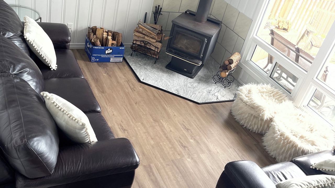 Photo of Livingroom in North Kawartha
