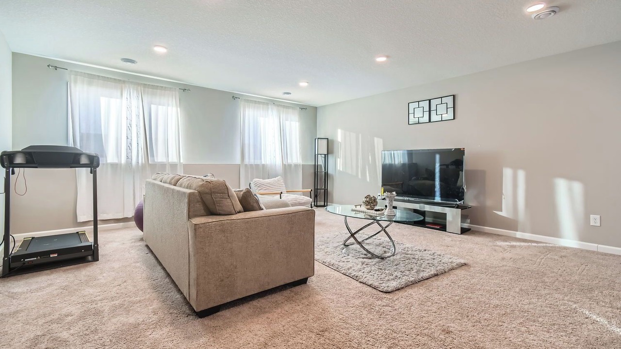 Photo of Livingroom in Ramsey