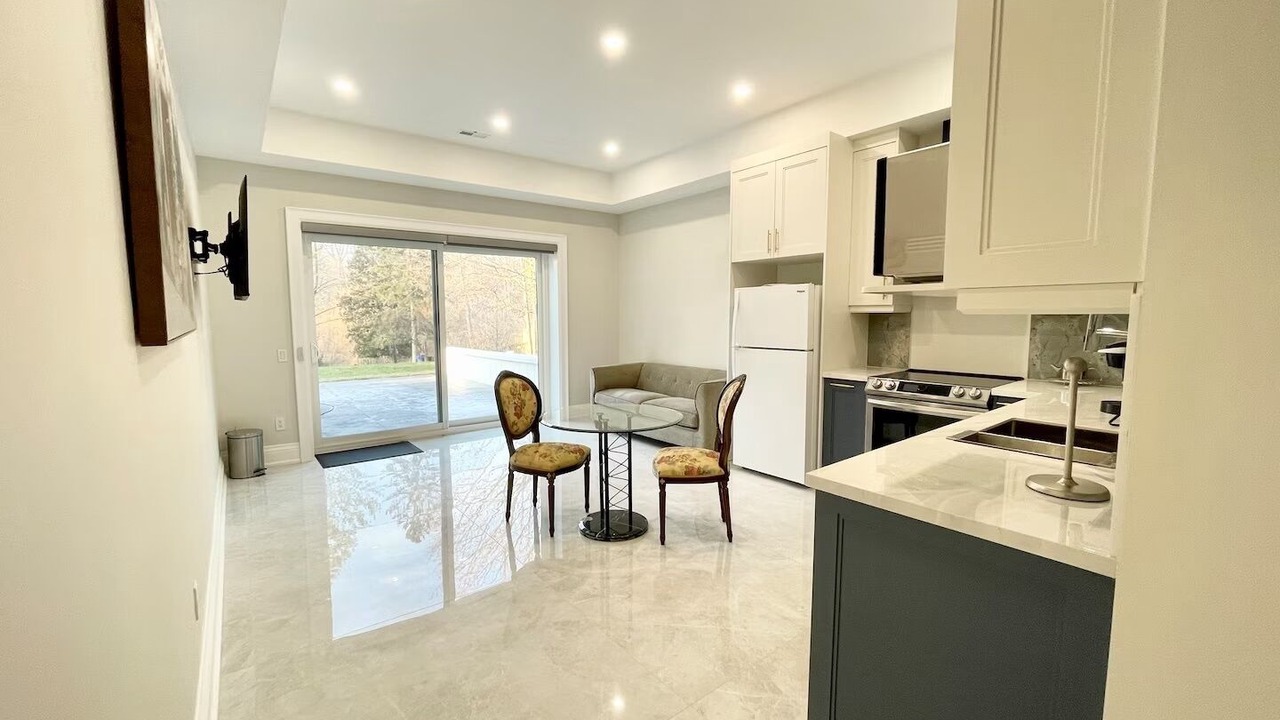 Photo of Kitchen in Thornhill