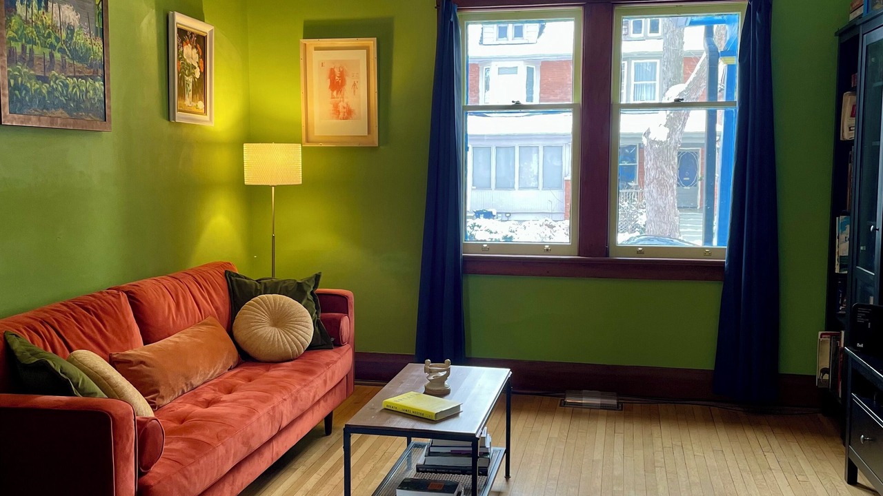Photo of Livingroom in Bracondale Hill