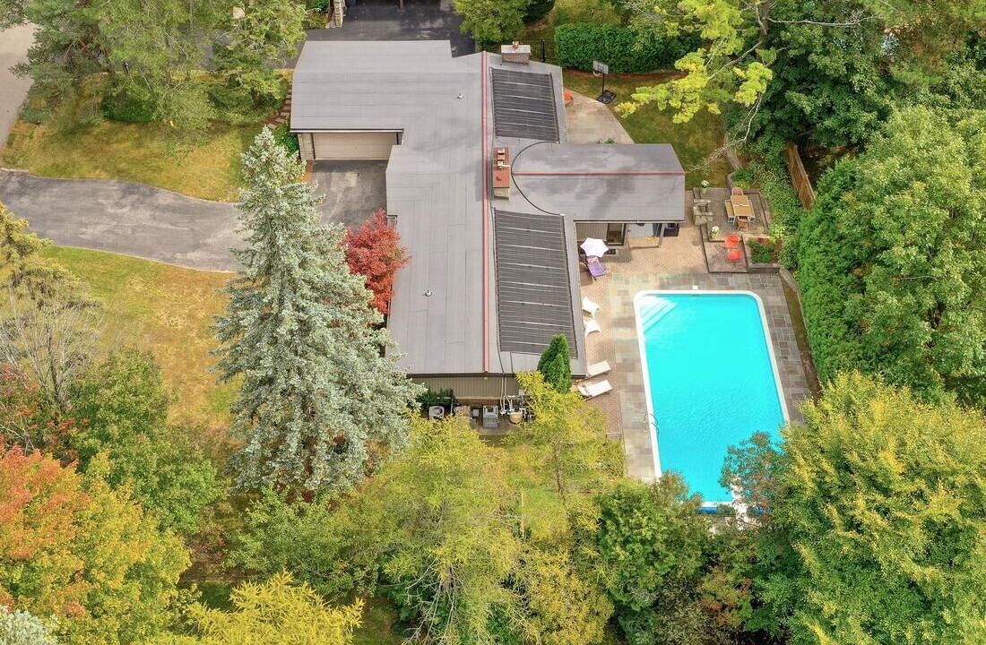Photo of Outdoor in Clarkson-Lorne Park