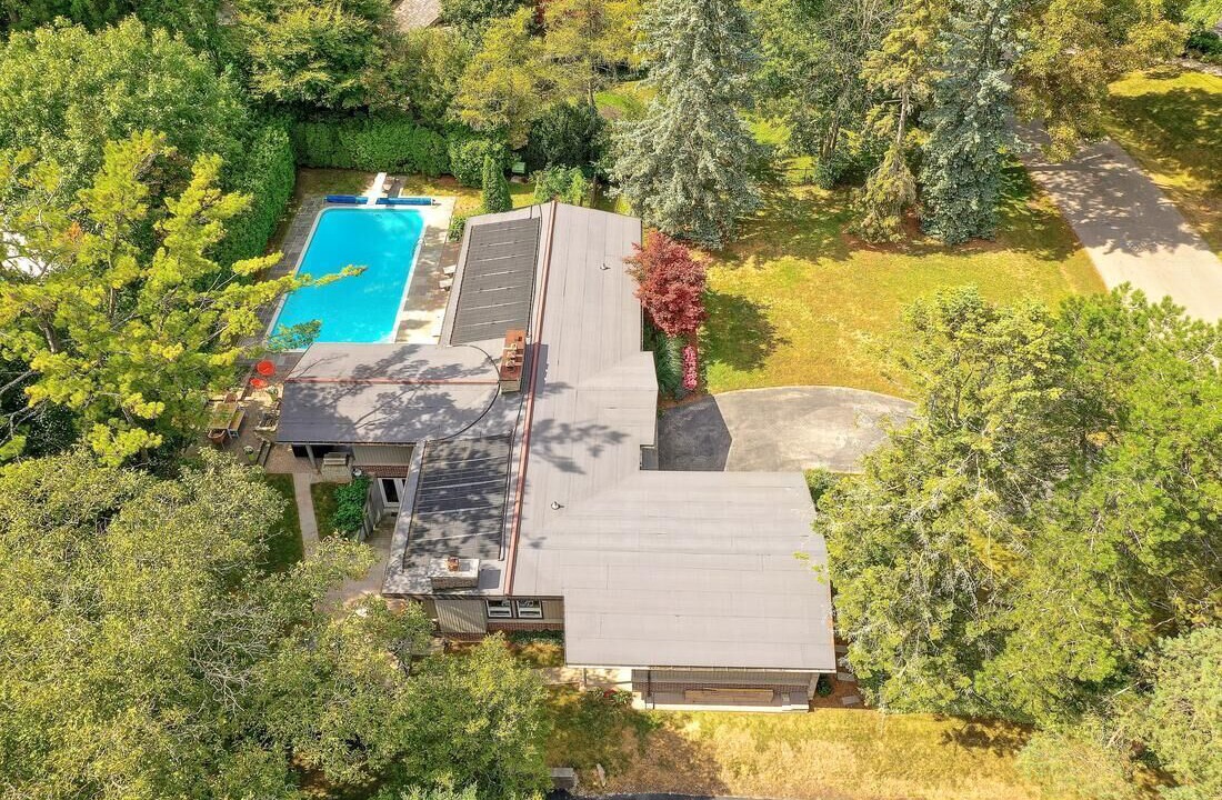 Photo of Outdoor in Clarkson-Lorne Park
