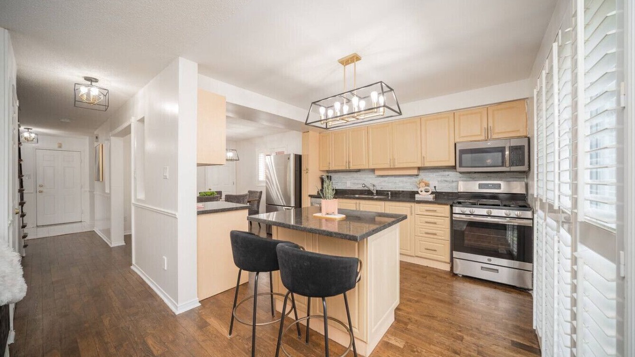 Photo of Kitchen in East Credit